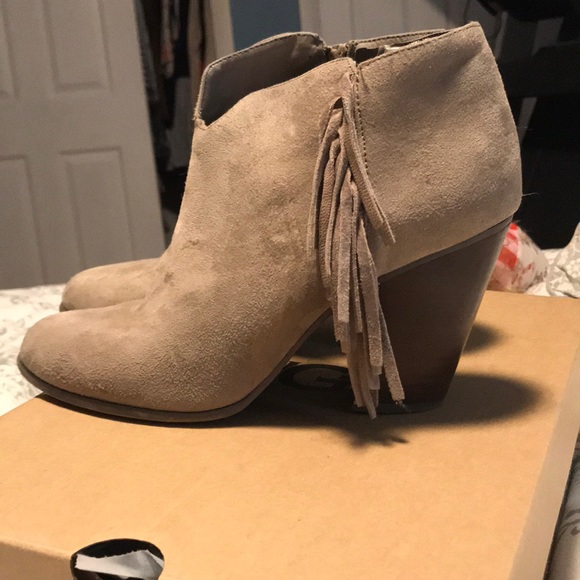 Booties - Picture 4 of 4